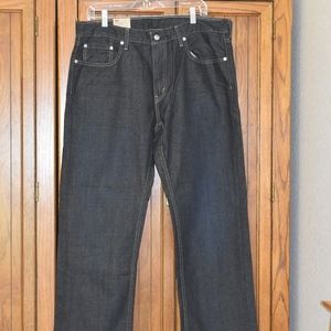 Levi's Relaxed Fit 559 - Brand New